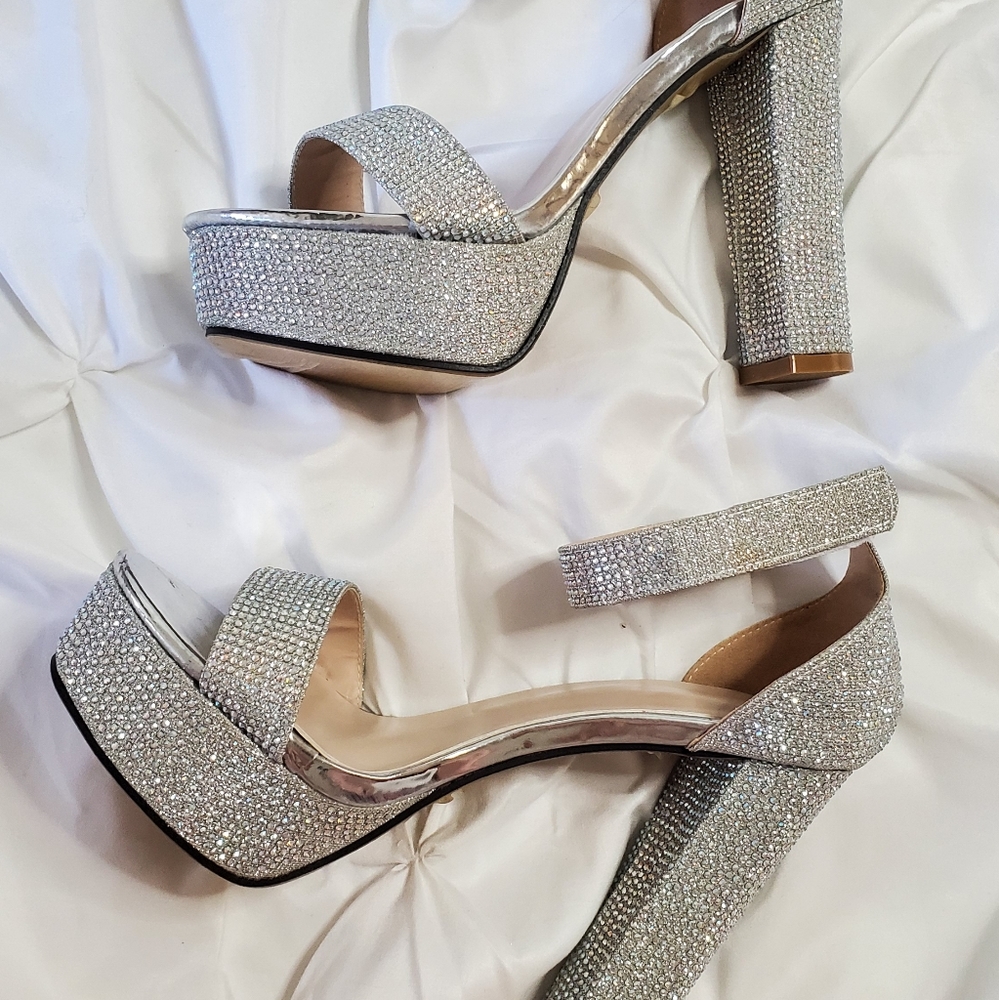 Gorgeous Rhinestone Sparkle Platforms - Picture 10 of 15